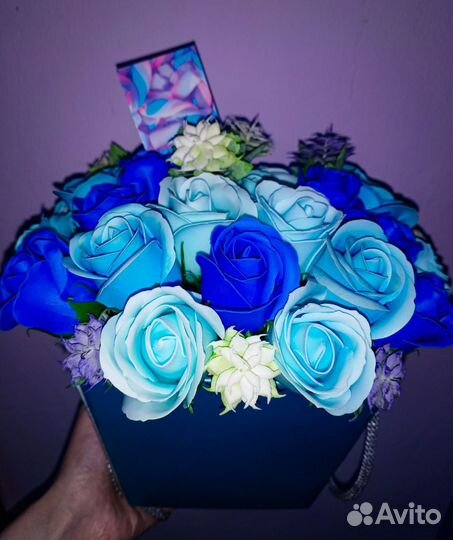 Композиция из мыльных роз