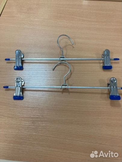 Крючки и другие навесные элемент для экономпанелей