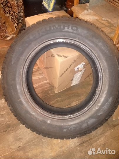 Kumho I'Zen KW22 235/65 R17 108