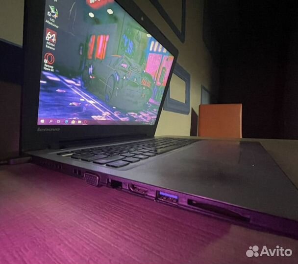 Ноутбук Lenovo