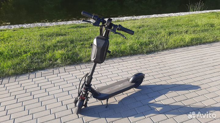 Продам электросамокат