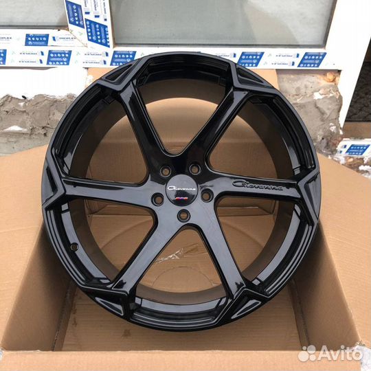 Диски Giovanna Dalar R22 на Lexus RX Infiniti QX70