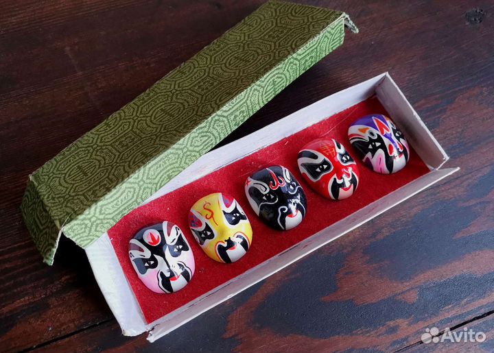 Миниатюрные китайские маски