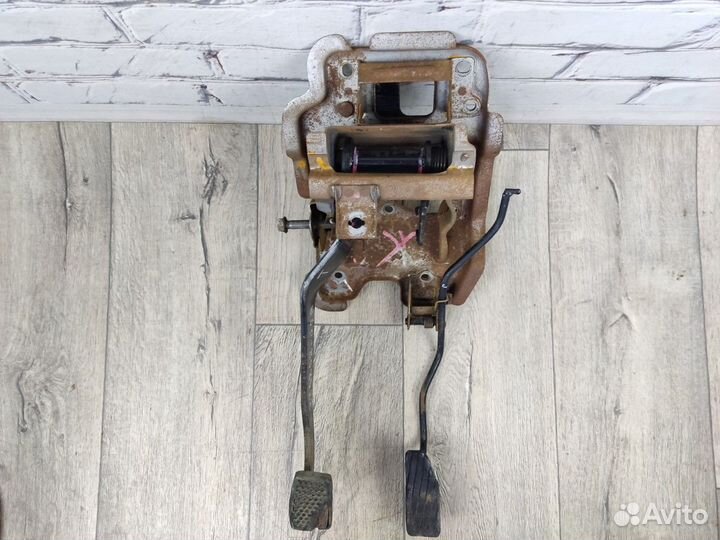 Педальный узел Matiz Матиз