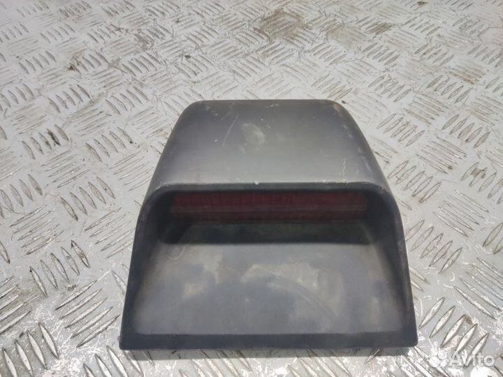 Стоп-сигнал Mitsubishi Lancer 9 4G18