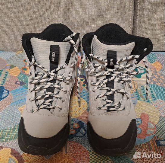 Зимние ботинки