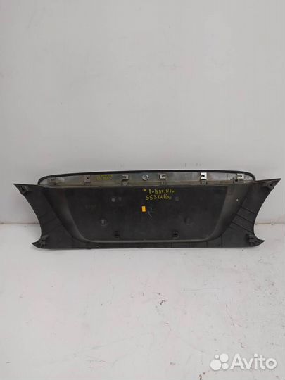 Накладка крышки багажника Nissan Pulsar N16