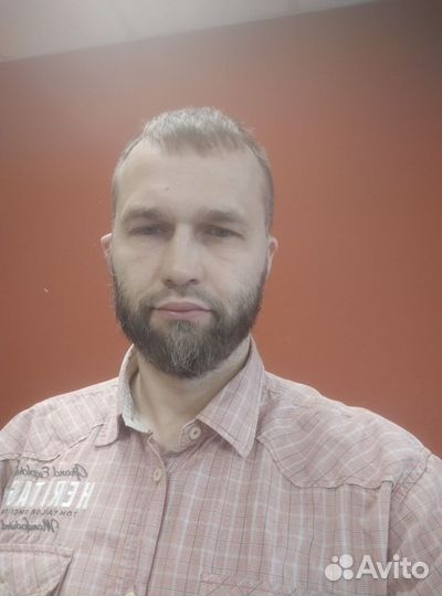 Менеджер по продажам