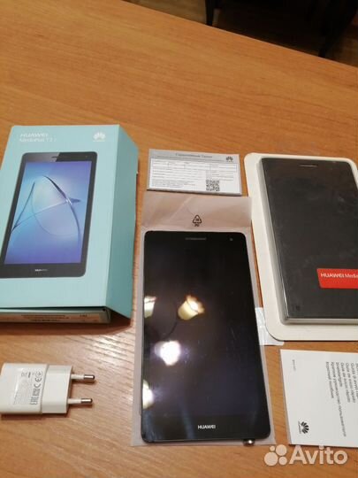 Планшет Huawei T3 7 3G