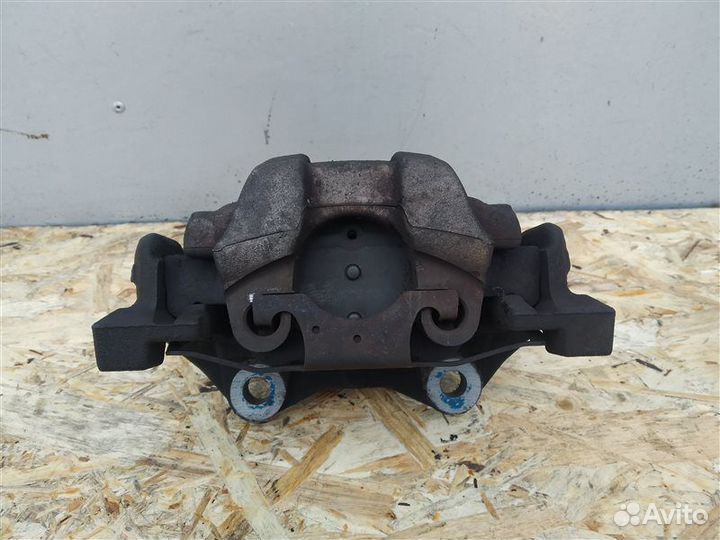 Суппорт задний левый Mercedes E-Class W212