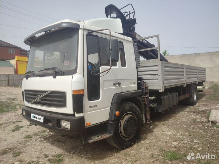Volvo FL 6 с КМУ, 2006