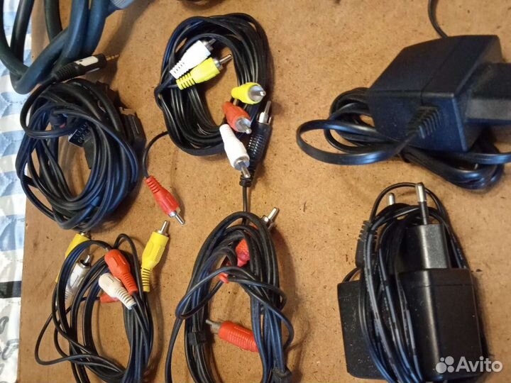 Кабели для аудио, видео, блоки питания, переходник
