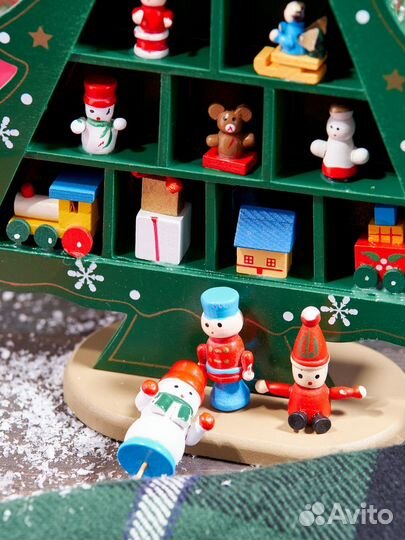 Фигурка елка деревянная новогодняя со вставками иг