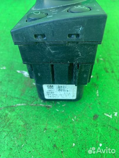 Блок управления света Opel Meriva