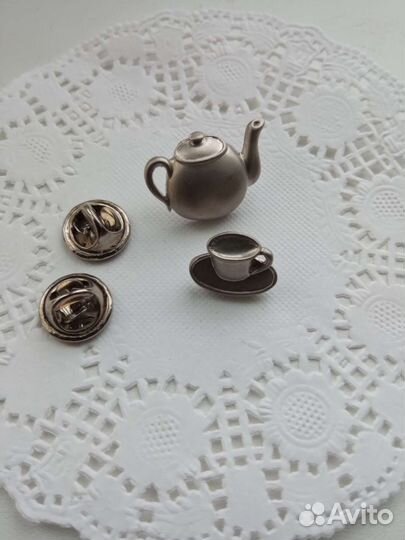 Брошь двойная