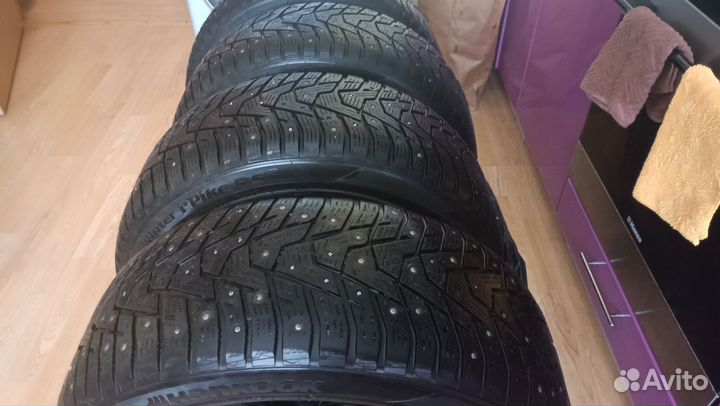 Hankook Winter I'Pike RS2 W429 215/50 R17 95T