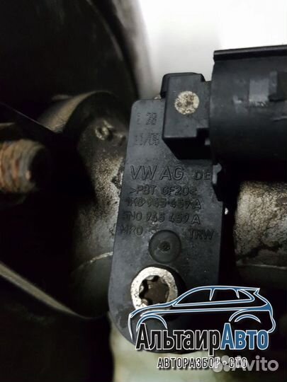 Главный тормозной цилиндр Volkswagen Tiguan бачок