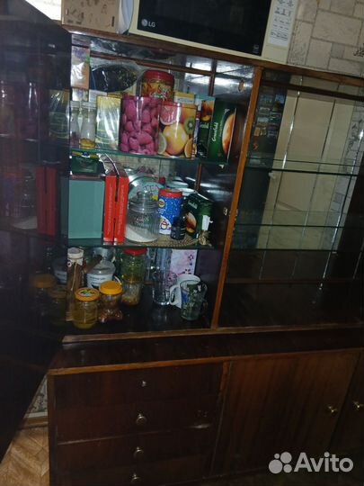 Шкаф кухонный напольный старинный