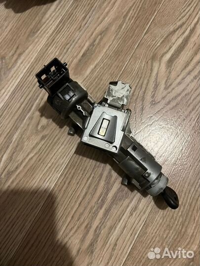 Замок зажигание mazda Axela 2003 год 1 поколение