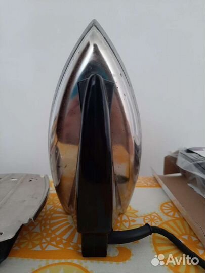 Утюг с подставкой СССР