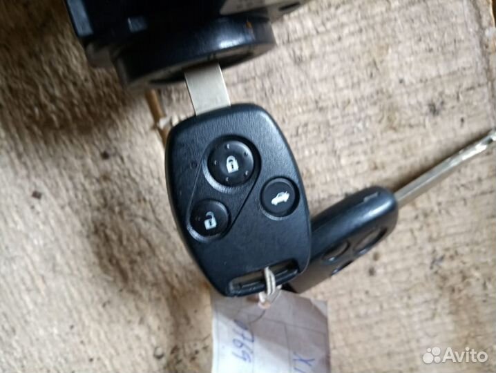 Замок зажигания Хонда Аккорд 7 CL7 CL9