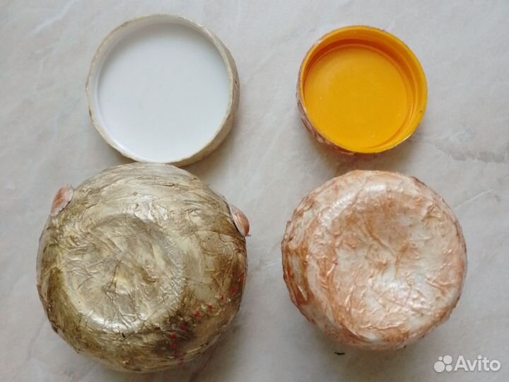 Подарок. Баночки из под крема, меда, декупаж