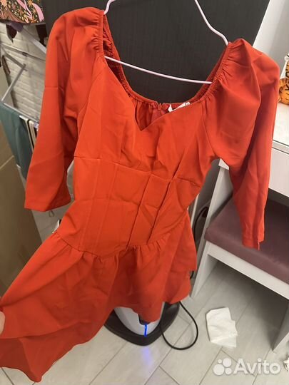 Платья пакетом (состояние новое)