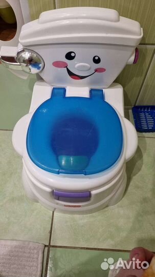 Горшок детский fisher price