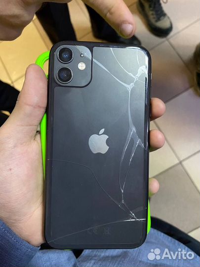 iPhone 11, 64 ГБ