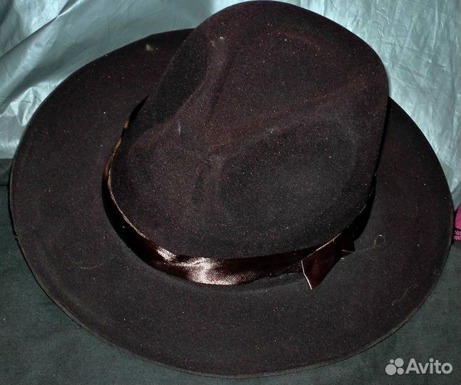 Шляпы фетровые (3 шт. новые, разные цвета)