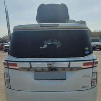 Nissan Elgrand 2.5 CVT, 2011, 190 000 км, с пробегом, цена 1 150 000 руб.