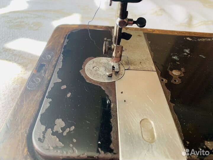 Швейная машинка Зингер Singer ручная, рабочая