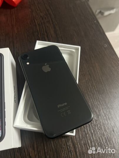 iPhone Xr, 64 ГБ