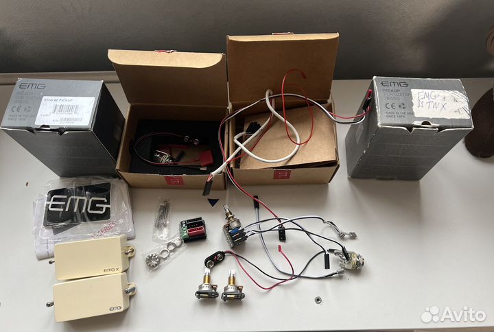 Emg 81 twx Emg 60