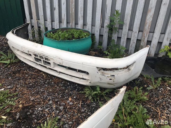 Бампер toyota sprinter