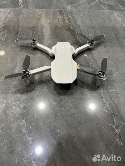 Квадрокоптер dji mini 2 fly more combo