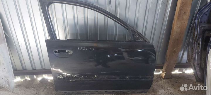 Дверь передняя правая на Audi A8 D3