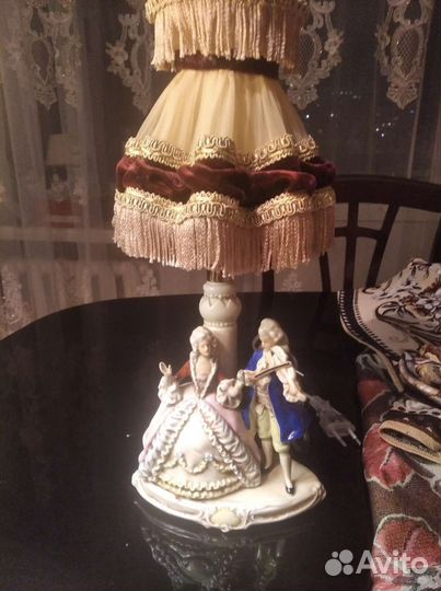 Лампа настольная антикварная
