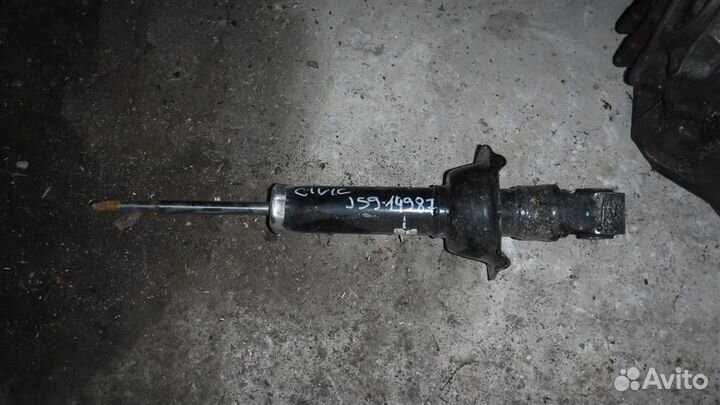 Амортизатор задний Honda CR-V III 2007-2012