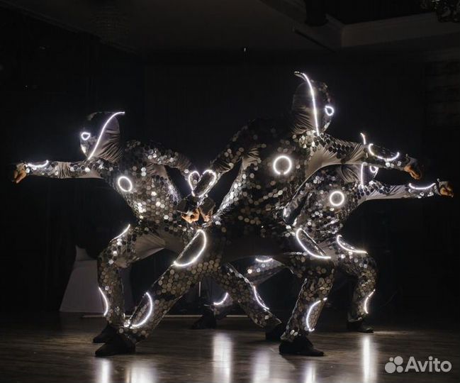 Световое шоу InSiGma, Холодные фонтаны