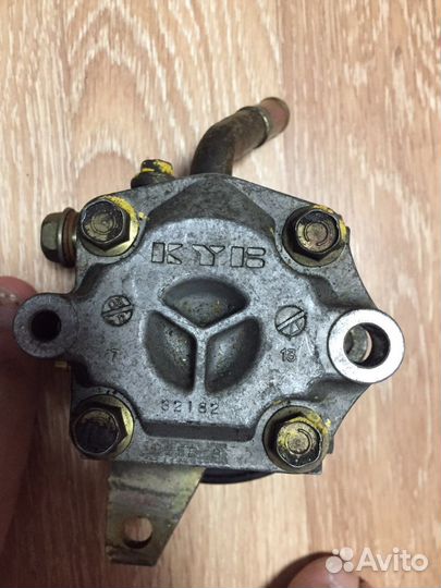 Насос гур mazda familia