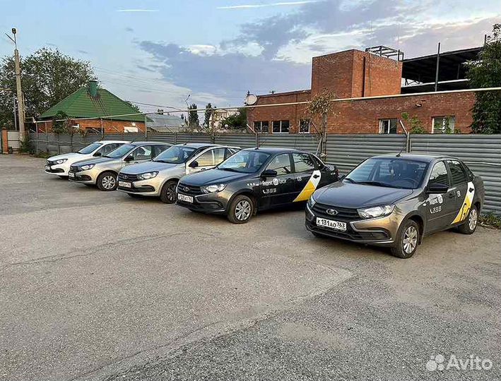 Водитель на авто компании (приглашаем женщин)