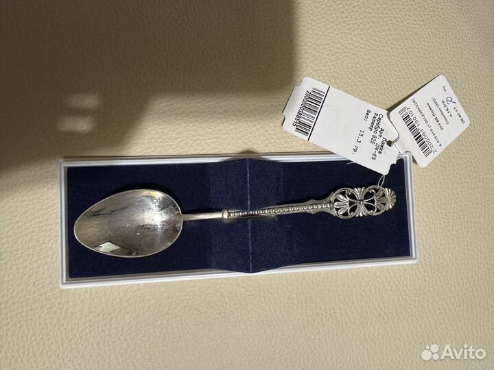Серебряная чайная ложка