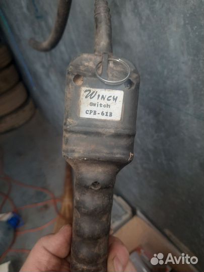 Лебедка электрическая автомобильная