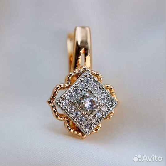 Серьги и кольцо под бриллианты