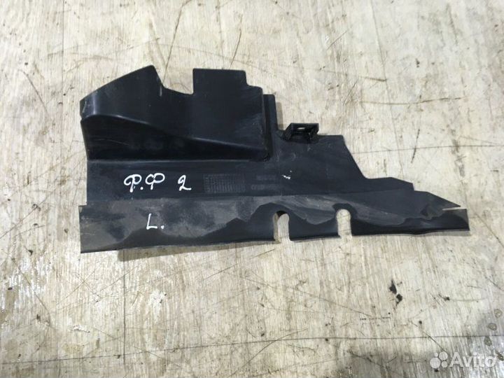 Пыльник двигателя левый Ford Focus 2 2005-2011