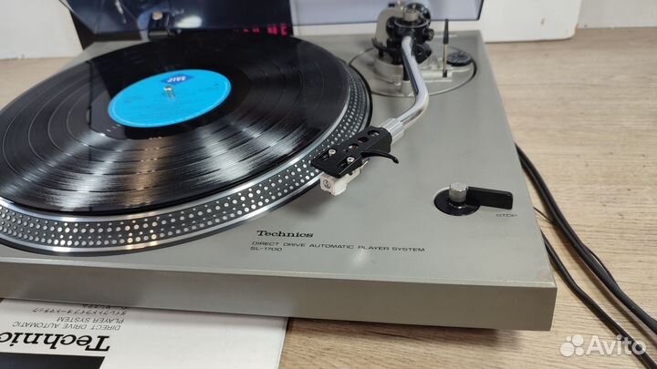 Проигрыватель винила Technics SL-1700. Made Japan