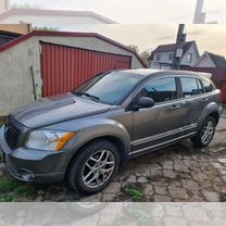 Dodge Caliber 2.4 CVT, 2011, 126 000 км, с пробегом, цена 850 000 руб.