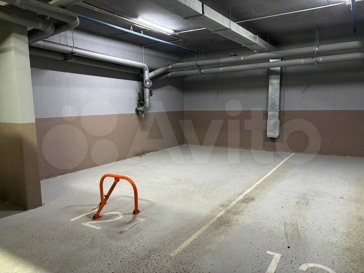 Машиноместо, 11 м²