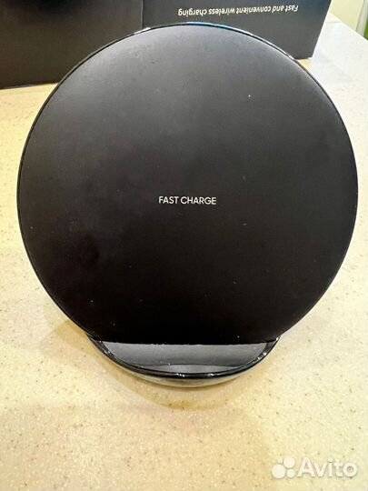 Беспроводное зарядное устройство Samsung